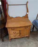 ANTIQUE 1920'S WASH STAND - DOVE TAILED WITH