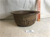 Stoneware Pottery Colander