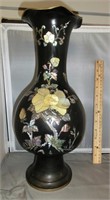 DG-10 14" lacquered brass vase w/inset pearl &