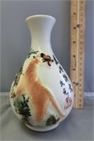 DG59- 6 1/2" Chinese vase w/Tiger
