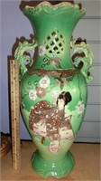 DG76- 16' Satsuma vase w/Dragon handles & p