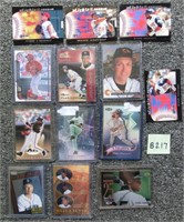 B-217 lot assorted Baseball cards