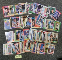 H-290 lot assorted baseball cards