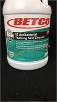 Betco 1gal E2 Antibacterial Foaming Skin Cleanser