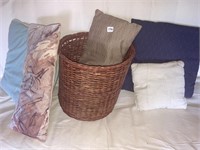WICKER BASKET AND PILLOWS