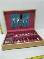 case of 50-60 pieces of cutlery
