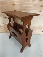 wood side table w/ magazine rack