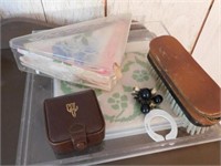 Dresser tray - Handkerchief box w/ ladies hankies