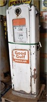 Bennett Gas Pump GULF, 24" x 17" X 72"