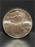 1995  silver eagle round.  1oz. .999