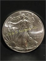 2017  silver eagle round.  1oz. .999