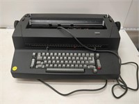 electric IBM typewriter