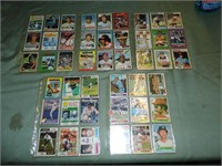 5 Sleeves 70's & 80's Baseball Cards