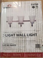 3 Light Wall Light in Box