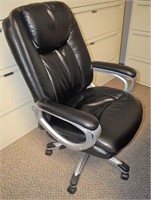 REALSPACE HIGH BACK BLK. EXEC. CHAIR