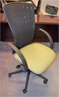 ZOOM SEATING HIGH BACK EXEC. CHAIR