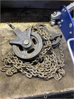 Large Chain Hoist 1-1/2 Tonne