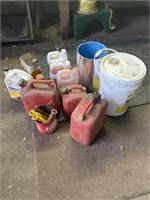 3 Jerry Can & 15w40 oil