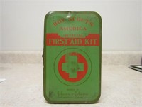 Vintage Boy scouts first aid kit tin.