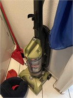 G - Hoover Vac & misc Lot