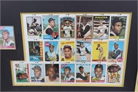 1966 Roberto Clemente Topps Card & Poster 25x19"