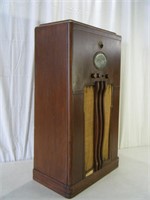 Antique Airline cabinet w/ Jensen series R speaker