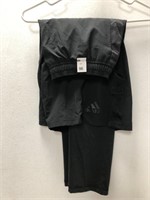 ADIDAS MEN'S SOCCER SHORTS SIZE LARGE