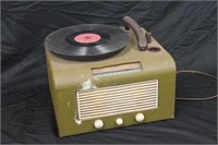 Vintage Traveler Turntable Record Player