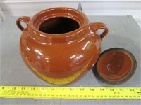 Bean Pot with Lid, Alberta Potteries, Redcliff