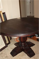 GORGEOUS HEAVY SOLID WOOD ANTIQUE DINING TABLE