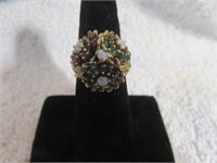 14KT GOLD BLUE, RED AND GREEN SAPPHIRE RING