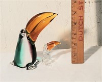 pair of art glass toucans