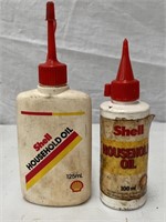 2 x Shell plastic house hold oilers