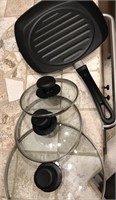 Skillet and 3 Glass Lids