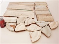 Morceaux de bois antiques / moulures,
