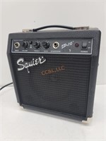 Squier SP-10 22 Watt Guitar Amp