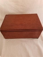 WOOD SEWING BOX