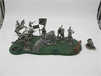 LOT OF 22 SOLIDERS AND DISPLAY SCENE