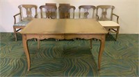Vintage Dining Room Table with 5 Chairs, 2 Leaves