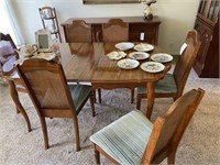 Dining Table w/Leaf 70x40 & 6 Wicker Back