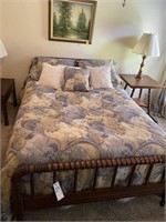 Queen Bed Beauty Rest Mattress &  Box