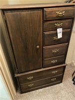 Chest w/7 Drawers 32x17x55H