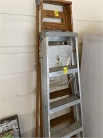 Aluminum 5' Ladder - 6'  Wood Ladder