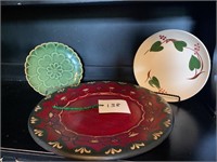 PRETTY PLATTER AND PLATES
