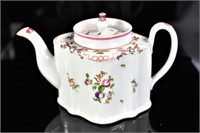 Early 19th Century New Hall Porcelain Teapot