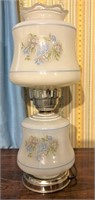 Vintage lamp 7" wide x 16 3/4" tall