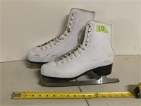 Winnwell Figure Skates