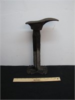 Antique Cobblers Shoe Last Anvil Stand