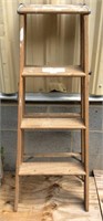 4 Foot Wooden Painters Ladder