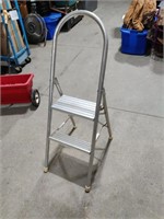2 Step Aluminum Folding Ladder